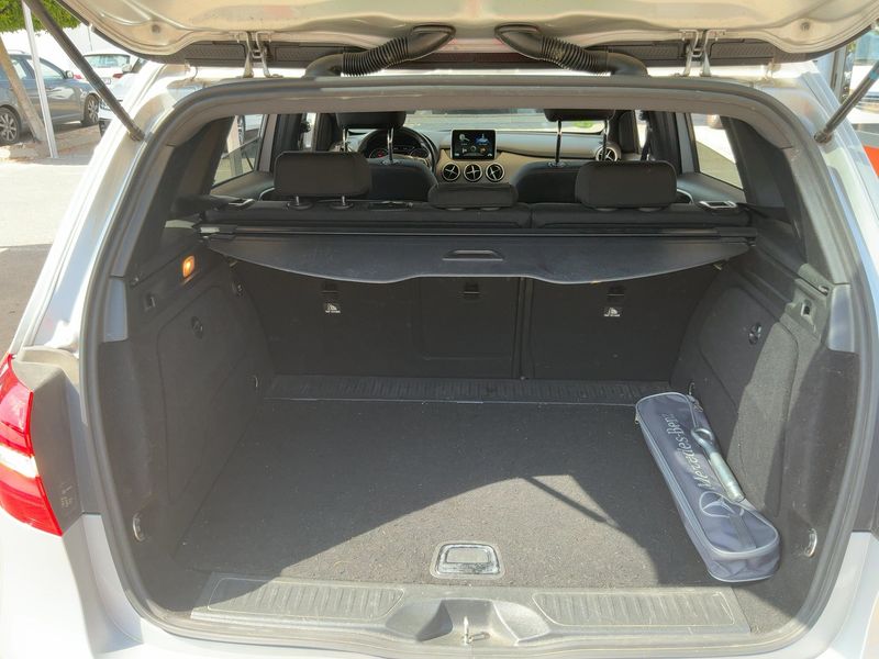 Mercedes-Benz B-Klasse B 180 CDI Style 2014 – снимка 15