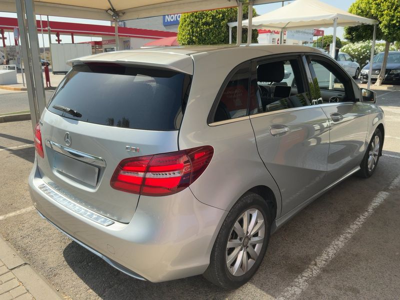 Mercedes-Benz B-Klasse B 180 CDI Style 2014 – снимка 8