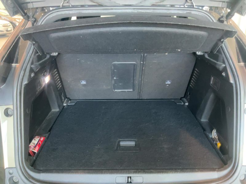 Peugeot 3008 1.5 Blue-HDi GT Line 2018 – снимка 15