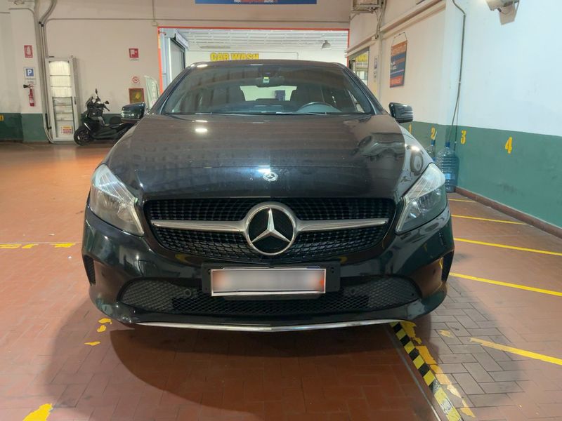 Mercedes-Benz A-Klasse A 200 CDI Urban 2017 – снимка 14