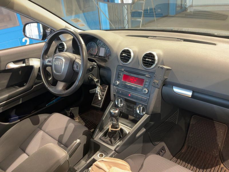 Audi A3 2.0 TDI Ambition 2011 – снимка 17