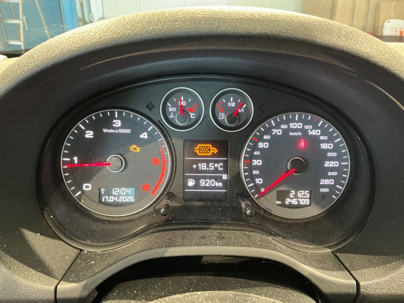Audi A3 2.0 TDI Ambition 2011 – снимка 18