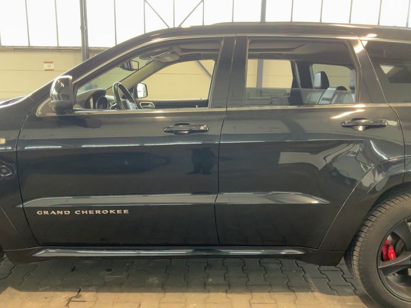 Jeep Grand Cherokee 6.4 V8 HEMI SRT 2013 – снимка 4