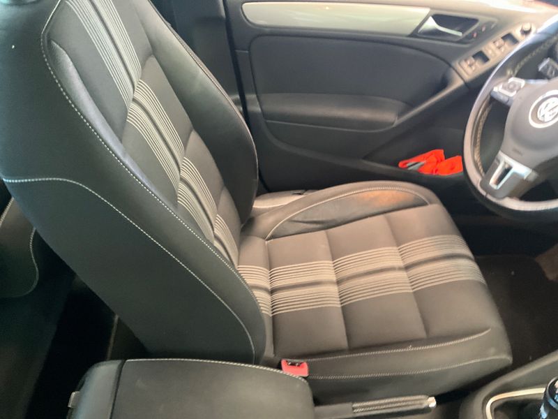Volkswagen Golf VI 1.2 TSI Match 2012 – снимка 24