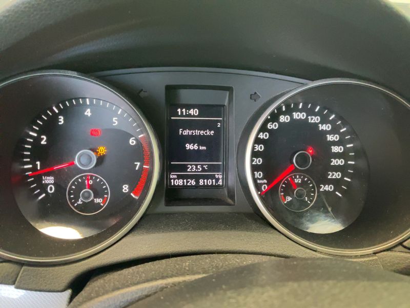 Volkswagen Golf VI 1.2 TSI Match 2012 – снимка 19