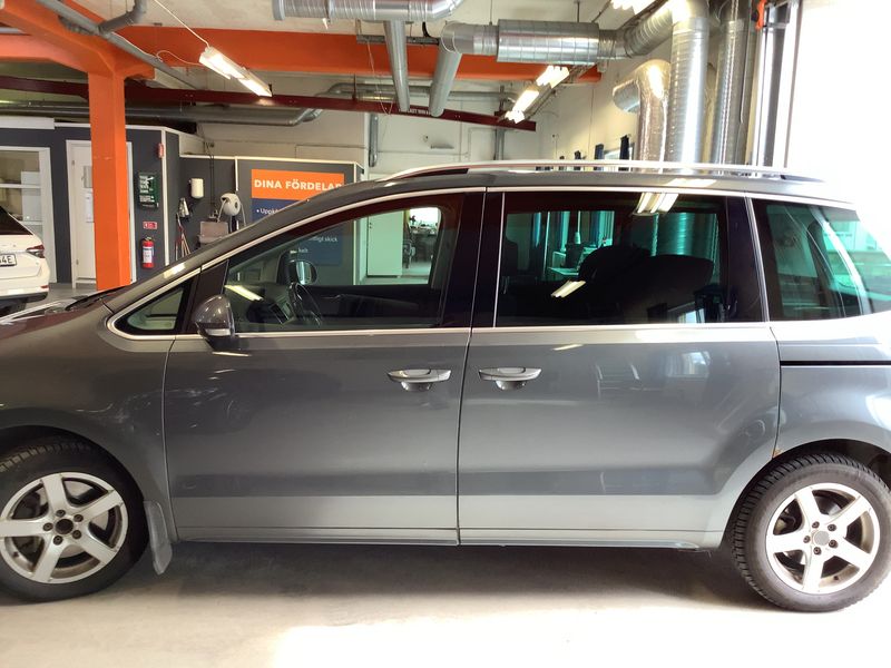 Volkswagen Sharan 2.0 TDI Comfortline 4Motion BlueMotion Tech 2012 – снимка 4