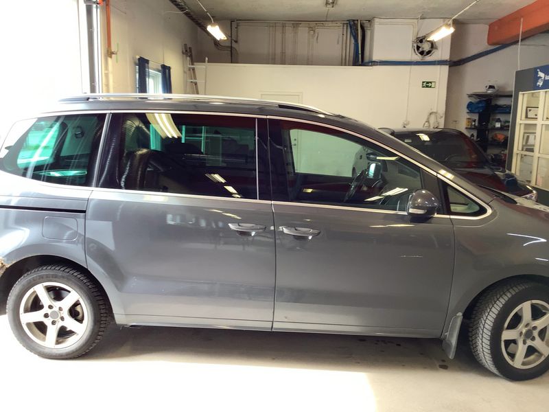 Volkswagen Sharan 2.0 TDI Comfortline 4Motion BlueMotion Tech 2012 – снимка 10