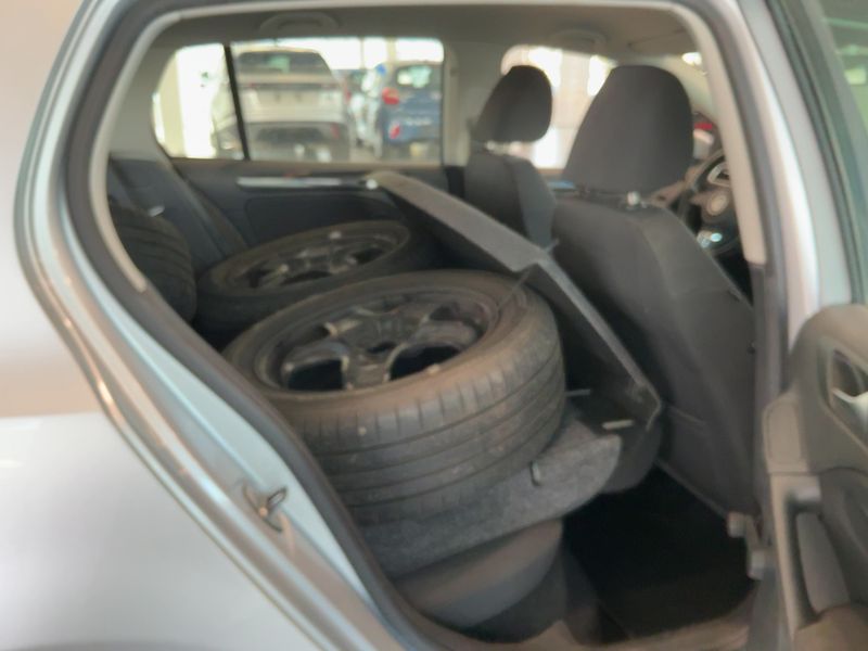 Volkswagen Golf VI 1.4 TSI Comfortline 2009 – снимка 20