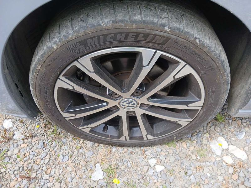 Volkswagen Golf VIII 2.0 TDI Life 2020 – снимка на щета