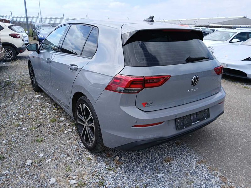 Volkswagen Golf VIII 2.0 TDI Life 2020 – снимка 3