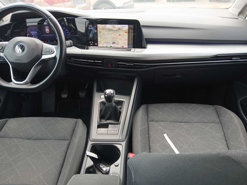 Volkswagen Golf VIII 2.0 TDI Life 2020 – снимка 11