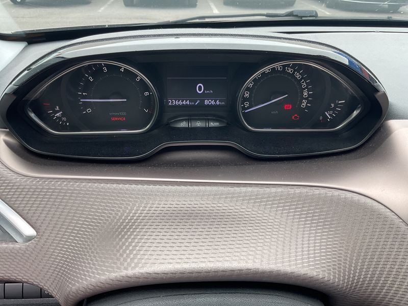 Peugeot 2008 1.6 Allure 2014 – снимка 4