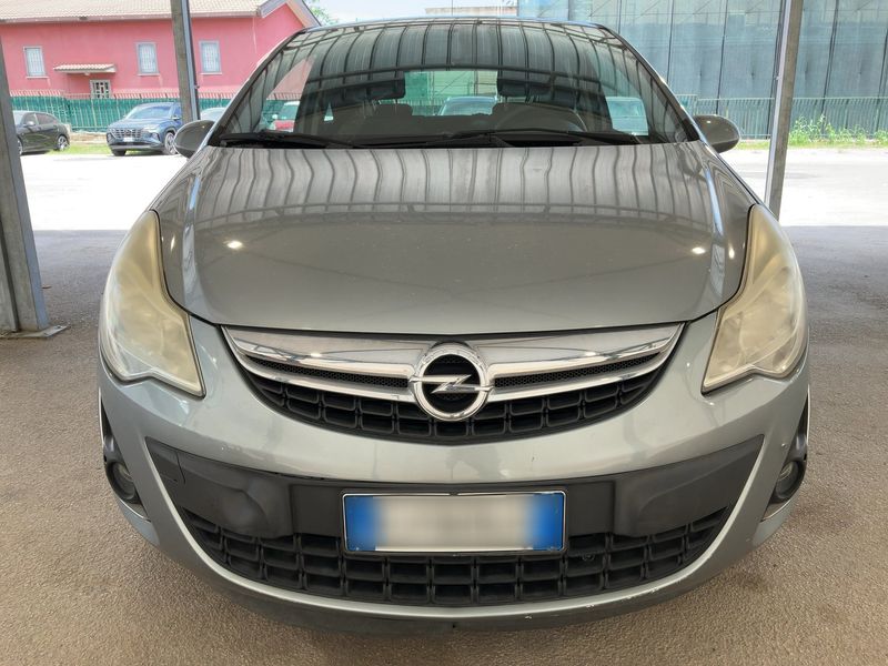 Opel Corsa 1.2 Basis 2011 – снимка 14
