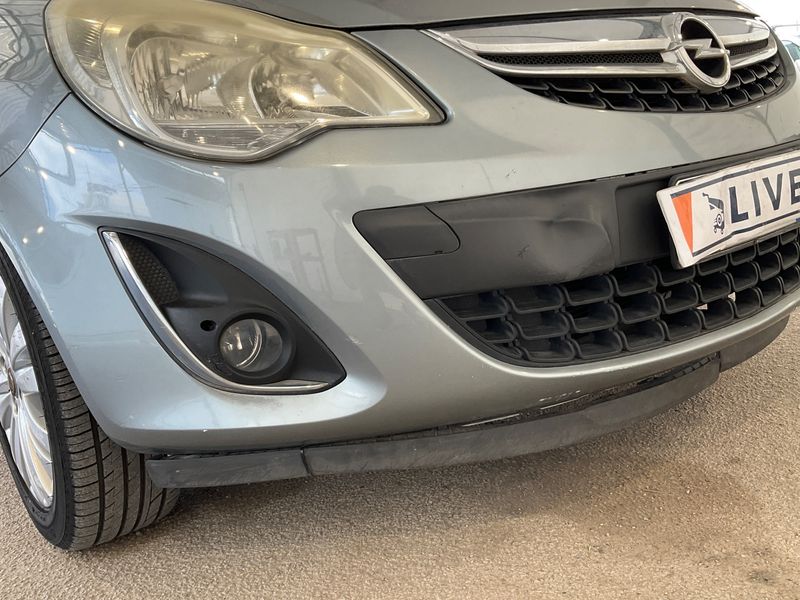 Opel Corsa 1.2 Basis 2011 – снимка 32