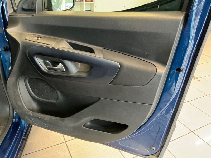 Peugeot Rifter 1.2 PureTech Allure L1 2019 – снимка 26