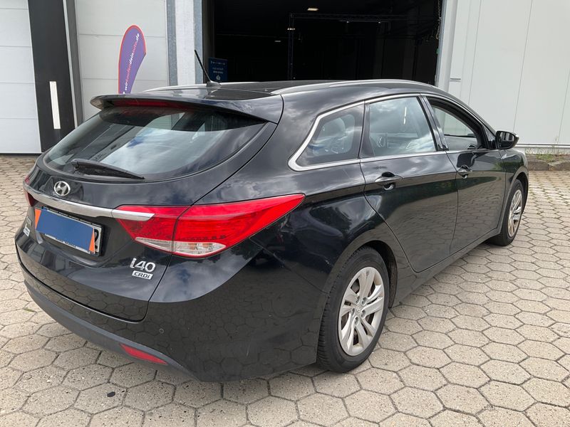 Hyundai i40 1.7 CRDi 5 Star Edition 2014 – снимка 2