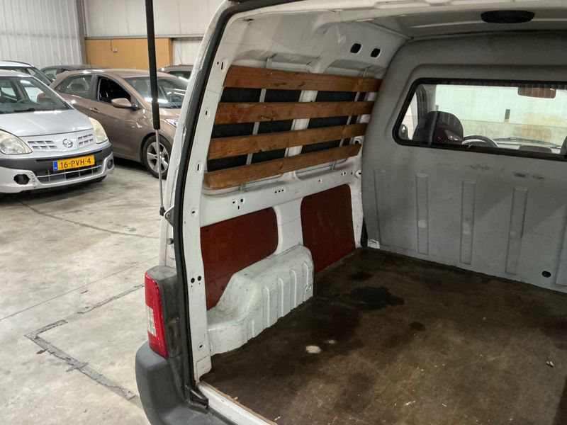 Peugeot Partner 1.9 Diesel 170 C Komfort Kasten 2005 – снимка на щета