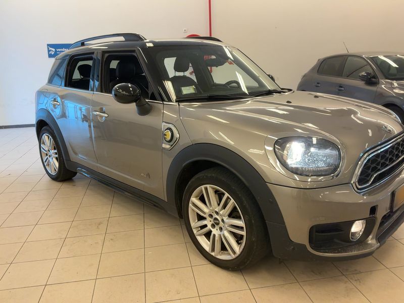 MINI Countryman Cooper S E Hybrid ALL4 2018 – снимка 12