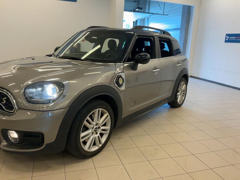MINI Countryman Cooper S E Hybrid ALL4 2018 – снимка 2