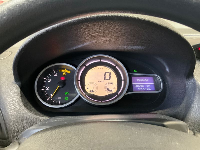 Renault Megane 1.5 dCi 2010 – снимка 4