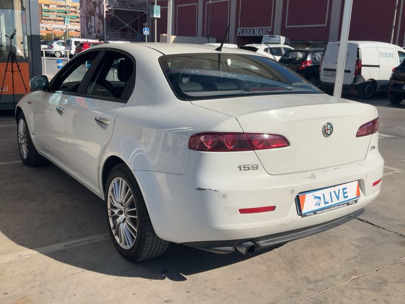 Alfa Romeo Alfa 159 2.0 JTDM Turismo 2011 – снимка 6
