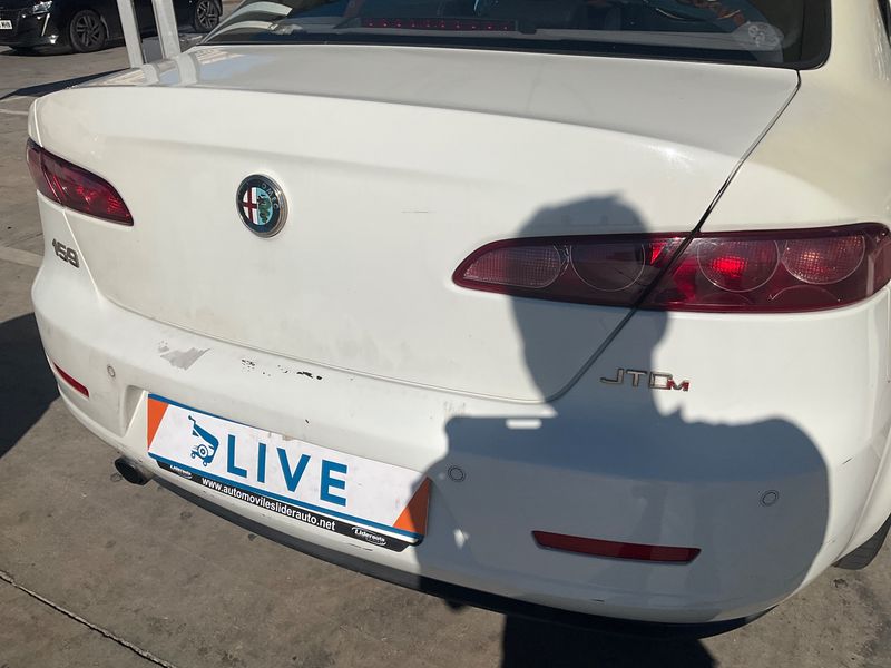Alfa Romeo Alfa 159 2.0 JTDM Turismo 2011 – снимка 28