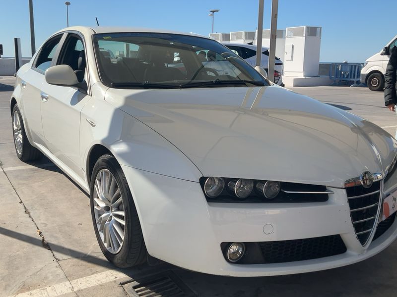 Alfa Romeo Alfa 159 2.0 JTDM Turismo 2011 – снимка 12