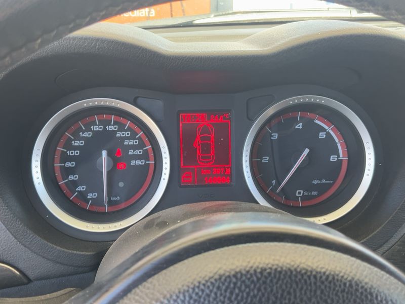 Alfa Romeo Alfa 159 2.0 JTDM Turismo 2011 – снимка 18