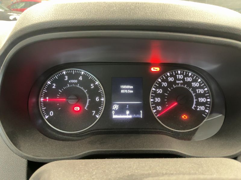 Dacia Duster 1.0 TCe Comfort 2021 – снимка 18