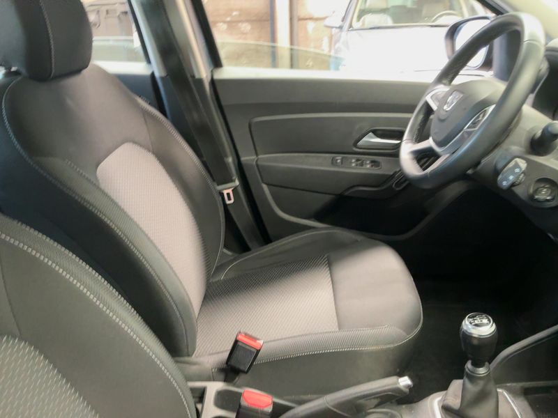 Dacia Duster 1.0 TCe Comfort 2021 – снимка 16