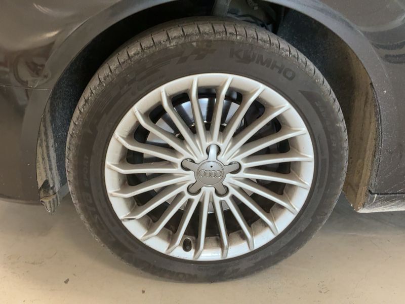 Audi A4 2.0 TDI quattro Advanced 2013 – снимка 3