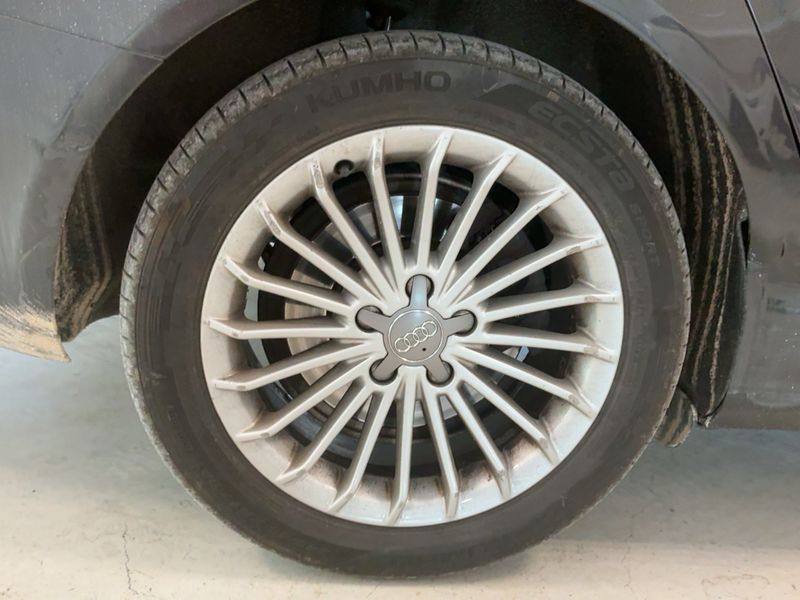 Audi A4 2.0 TDI quattro Advanced 2013 – снимка 9