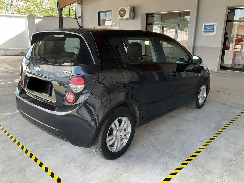 Chevrolet Aveo 1.2 LT 2011 – снимка 2