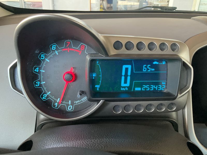 Chevrolet Aveo 1.2 LT 2011 – снимка 4