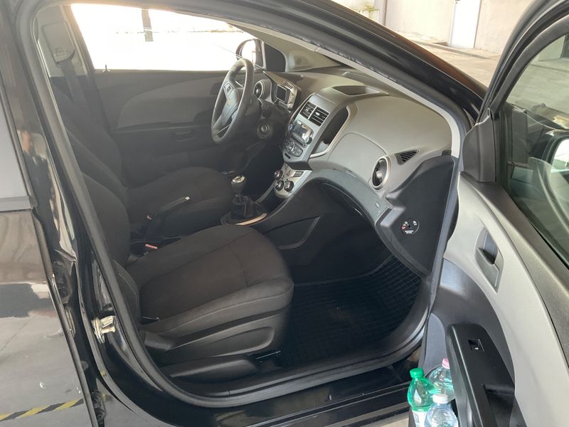 Chevrolet Aveo 1.2 LT 2011 – снимка 3