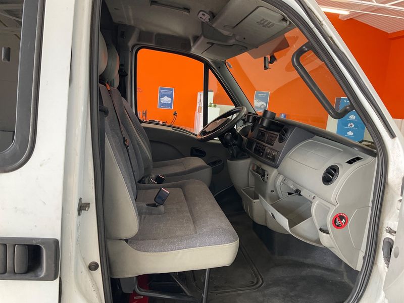Nissan Interstar 2.5 dCi Kasten L1H2 hoch 3.3t 2008 – снимка 3