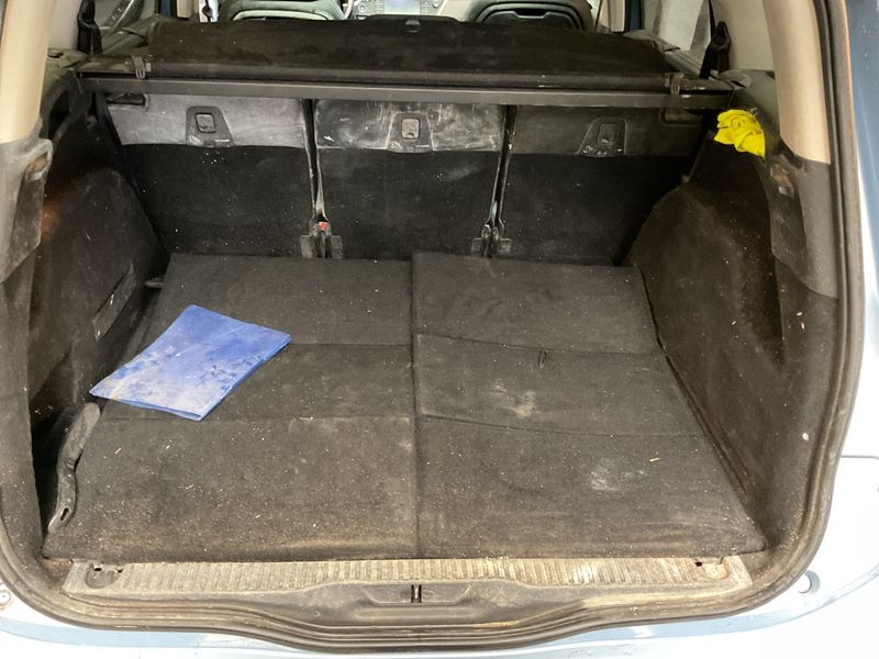 Citroen C4 Grand Picasso 2.0 Blue-HDi Intensive 2014 – снимка 36