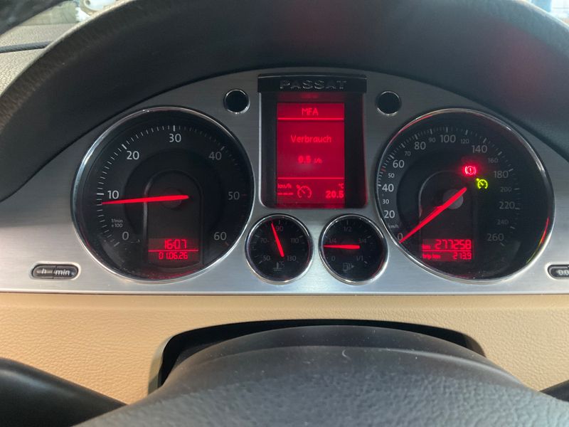Volkswagen Passat 2.0 TDI Highline 2006 – снимка 4