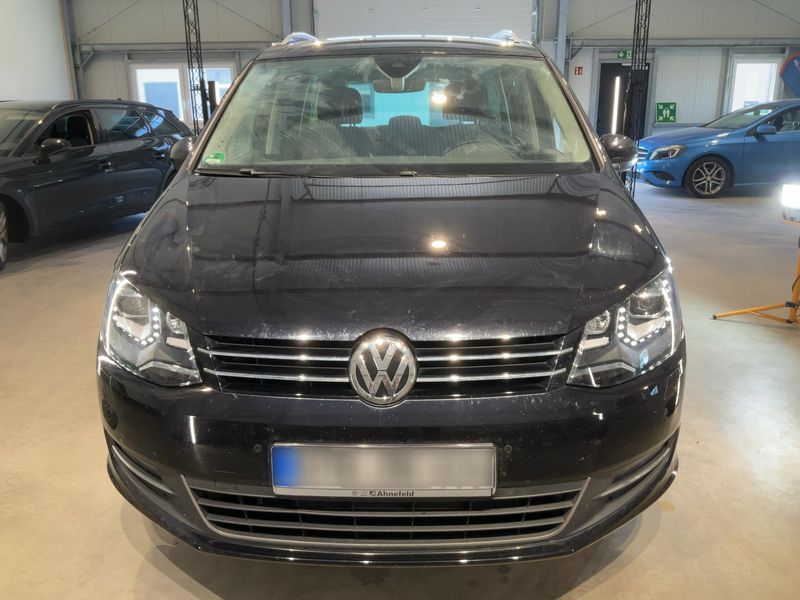 Volkswagen Sharan 2.0 TDI Highline 4Motion BlueMotion Tech 2017 – снимка 14