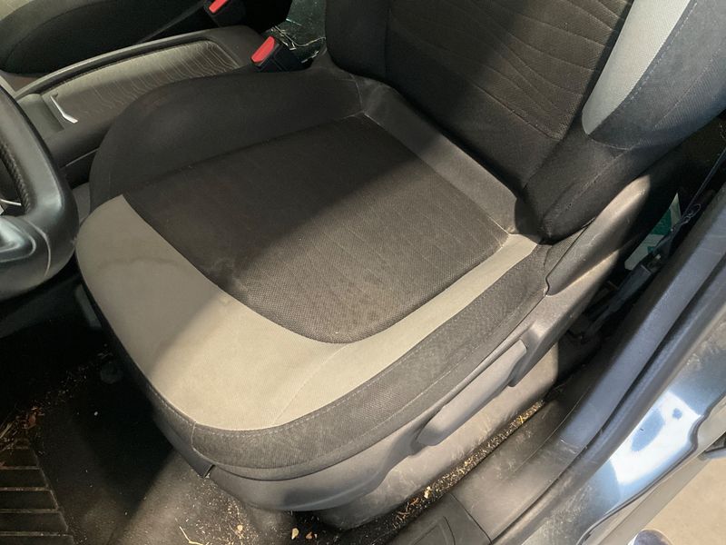 Citroen C4 Grand Picasso 2.0 Blue-HDi Business Class 2015 – снимка 25