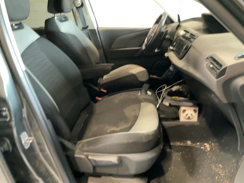 Citroen C4 Grand Picasso 2.0 Blue-HDi Business Class 2015 – снимка 16