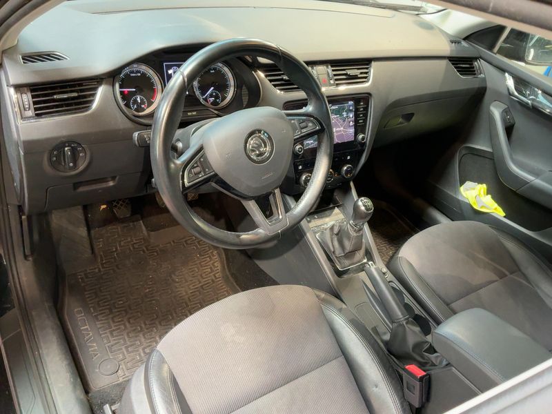 Skoda Octavia 2.0 TDI Style 2017 – снимка 18
