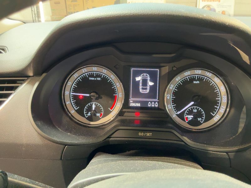Skoda Octavia 2.0 TDI Style 2017 – снимка 19