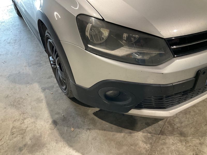Volkswagen Polo 1.4 TDI CrossPolo BlueMotion Tech 2015 – снимка 23