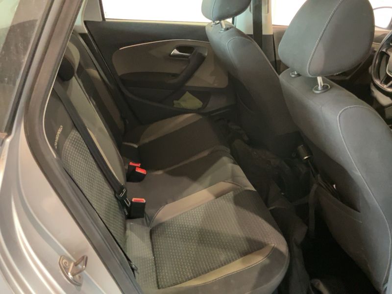 Volkswagen Polo 1.4 TDI CrossPolo BlueMotion Tech 2015 – снимка 19