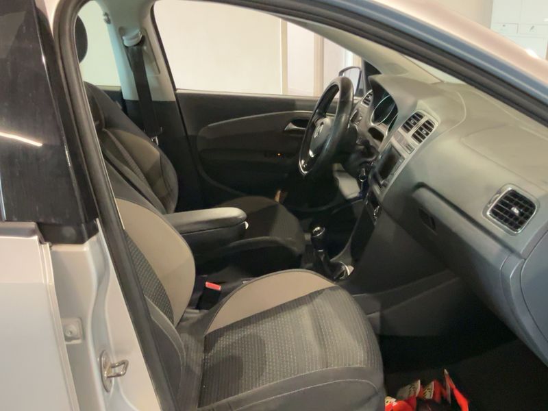 Volkswagen Polo 1.4 TDI CrossPolo BlueMotion Tech 2015 – снимка 16