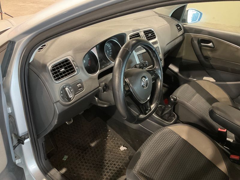 Volkswagen Polo 1.4 TDI CrossPolo BlueMotion Tech 2015 – снимка 22