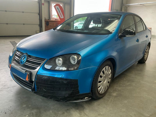 Volkswagen Jetta 1.6 Trendline 2009 – снимка 1
