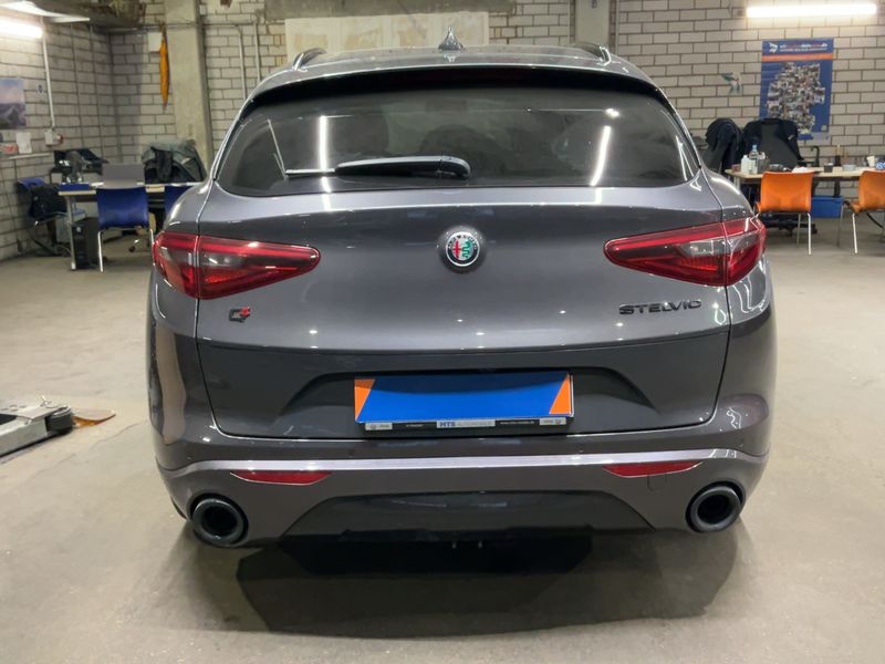 Alfa Romeo Stelvio 2.0 Turbo Veloce Q4 2021 – снимка 7