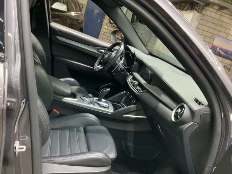 Alfa Romeo Stelvio 2.0 Turbo Veloce Q4 2021 – снимка 17